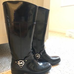 Size 8 Micheal Korea Rain Boots